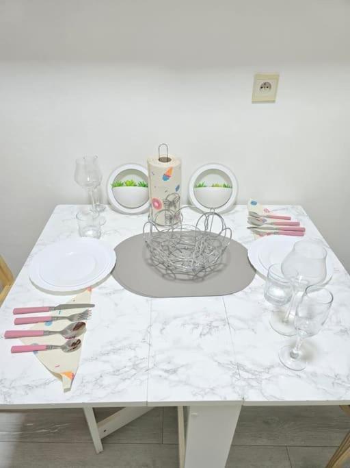 Glamorous Appartement In Brussel Luaran gambar